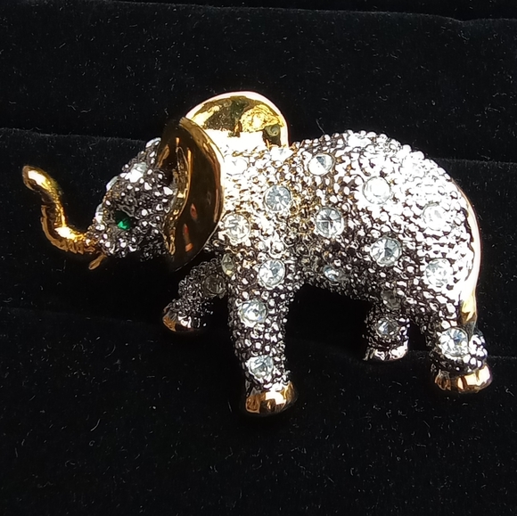 Elephant Crystal Brooch Pin Green Eyes Two Tone Metal approx 2" - Picture 4 of 14